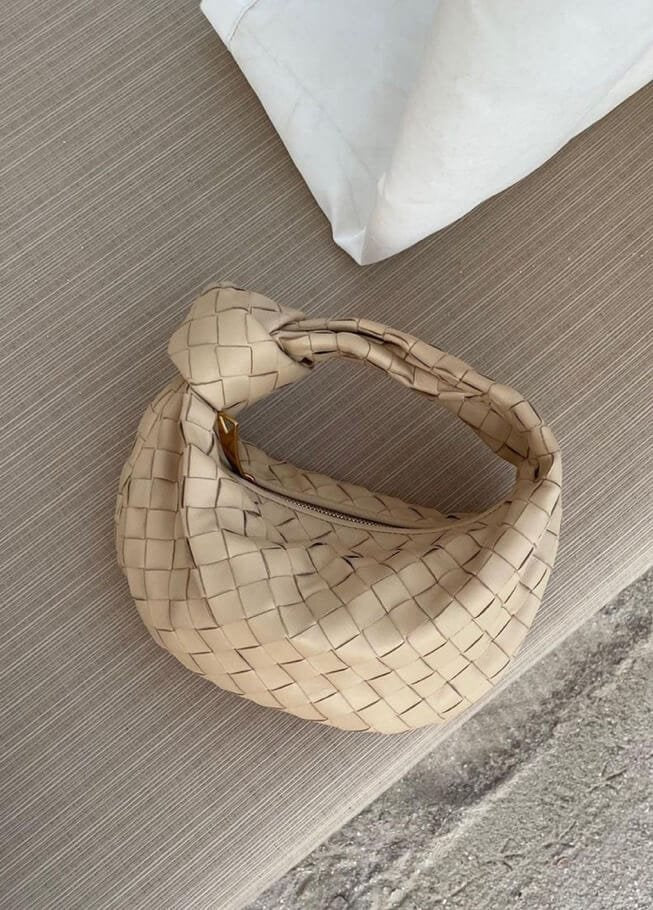 Mini sac noir élégant rubis