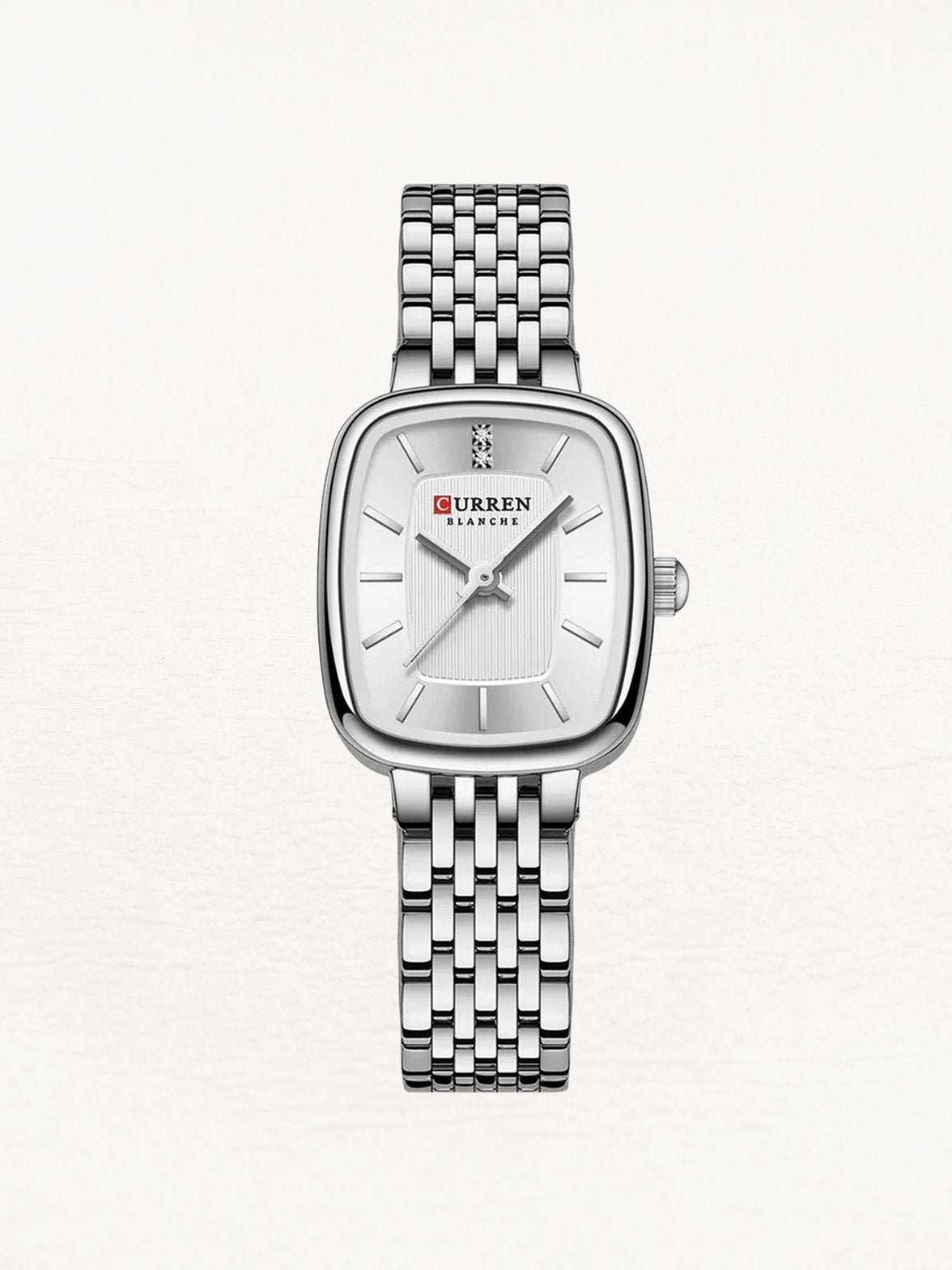 Montre rectangle argent femme élégante étincelant