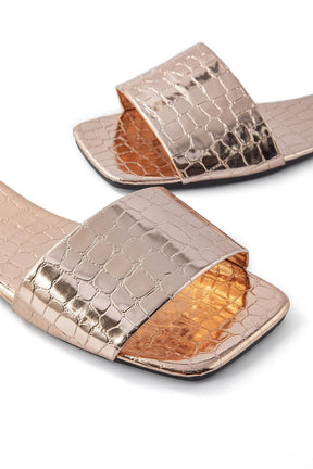 Mules plates dorées vue dessus lune