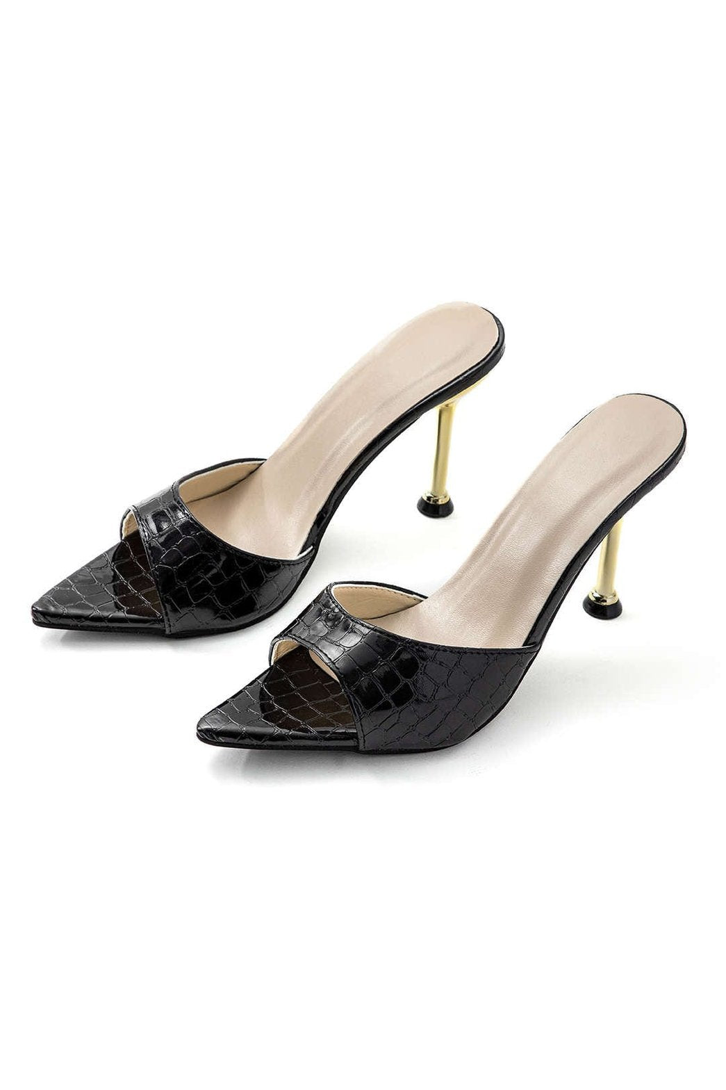 Mules noires élégantes vue de côté gracieux