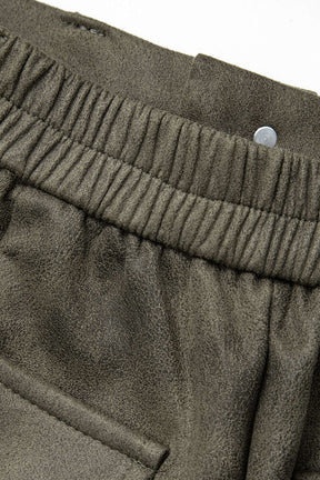 Pantalon cargo kaki vue trois-quarts pluie
