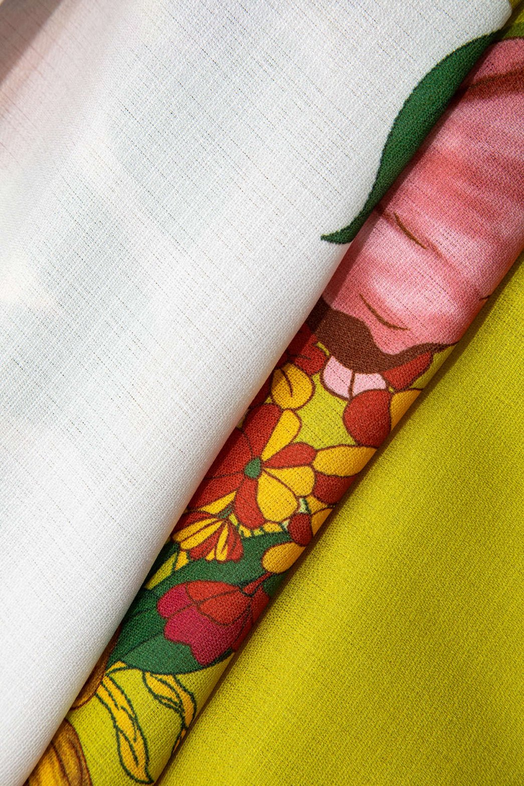 Pantalon fluide motif floral liberté