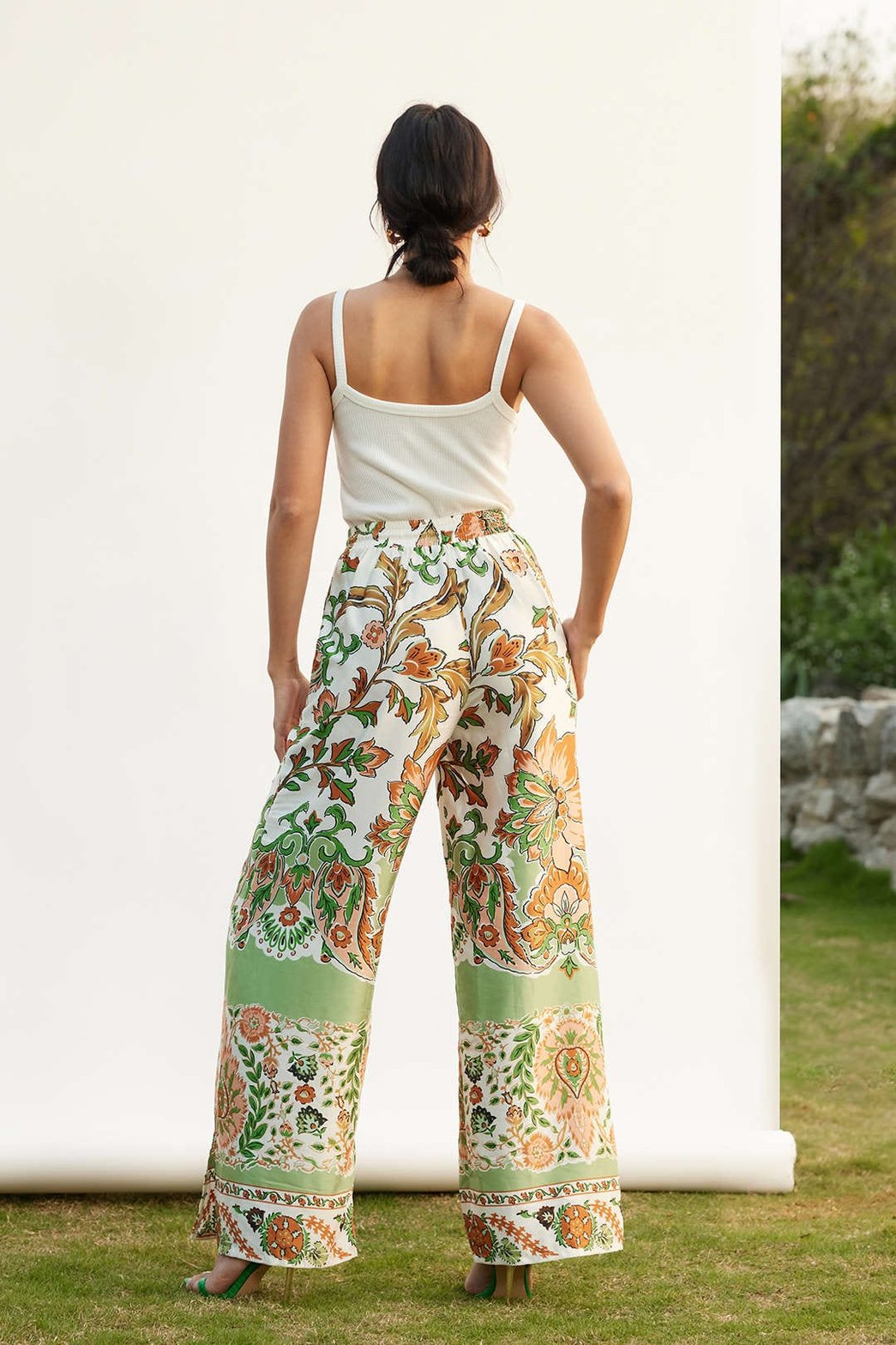 Pantalon style vacances floral pluie