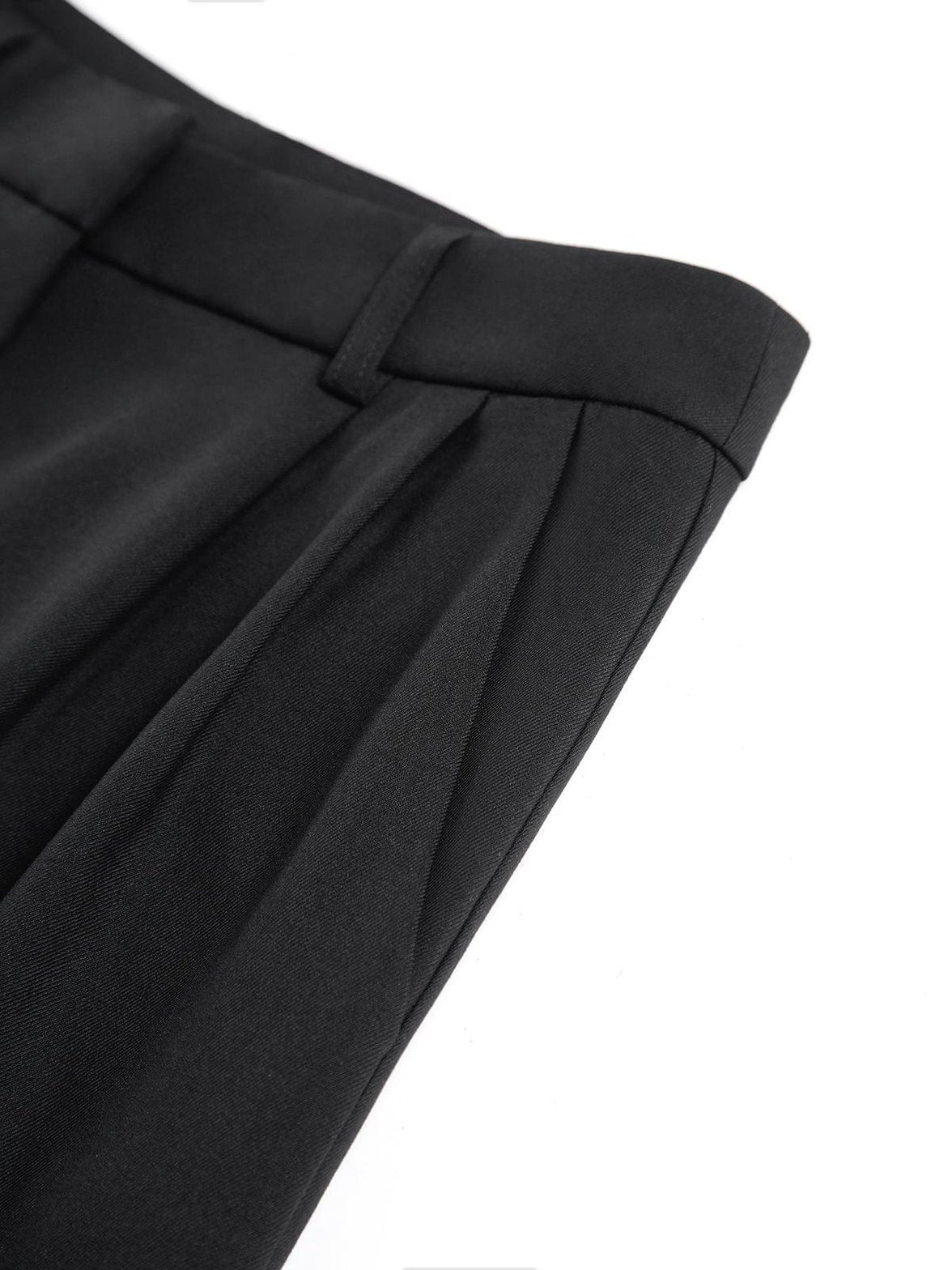 Pantalon blanc coupe large brise