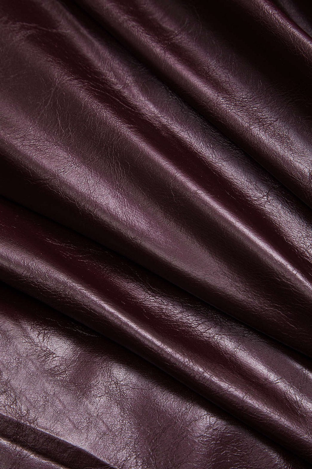 Pantalon similicuir bordeaux vue ensemble vent