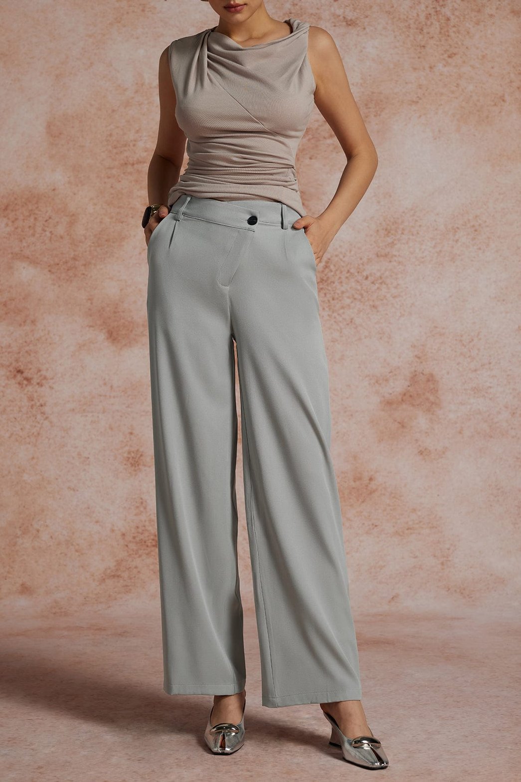 Détail finition pantalon clarté