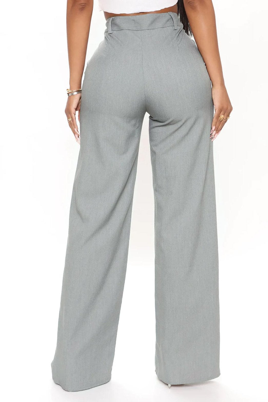 Vue latérale pantalon gris zen