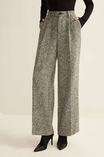 Pantalon large en tweed gris élégant harmonie