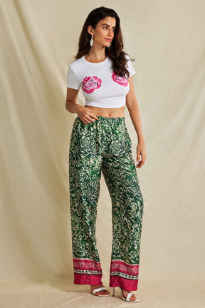 Vue détaillée motif floral vert océan