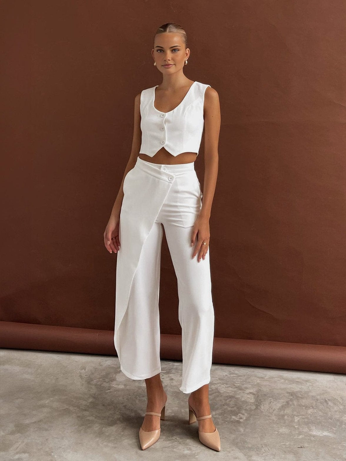 Pantalon élégant blanc style légèreté