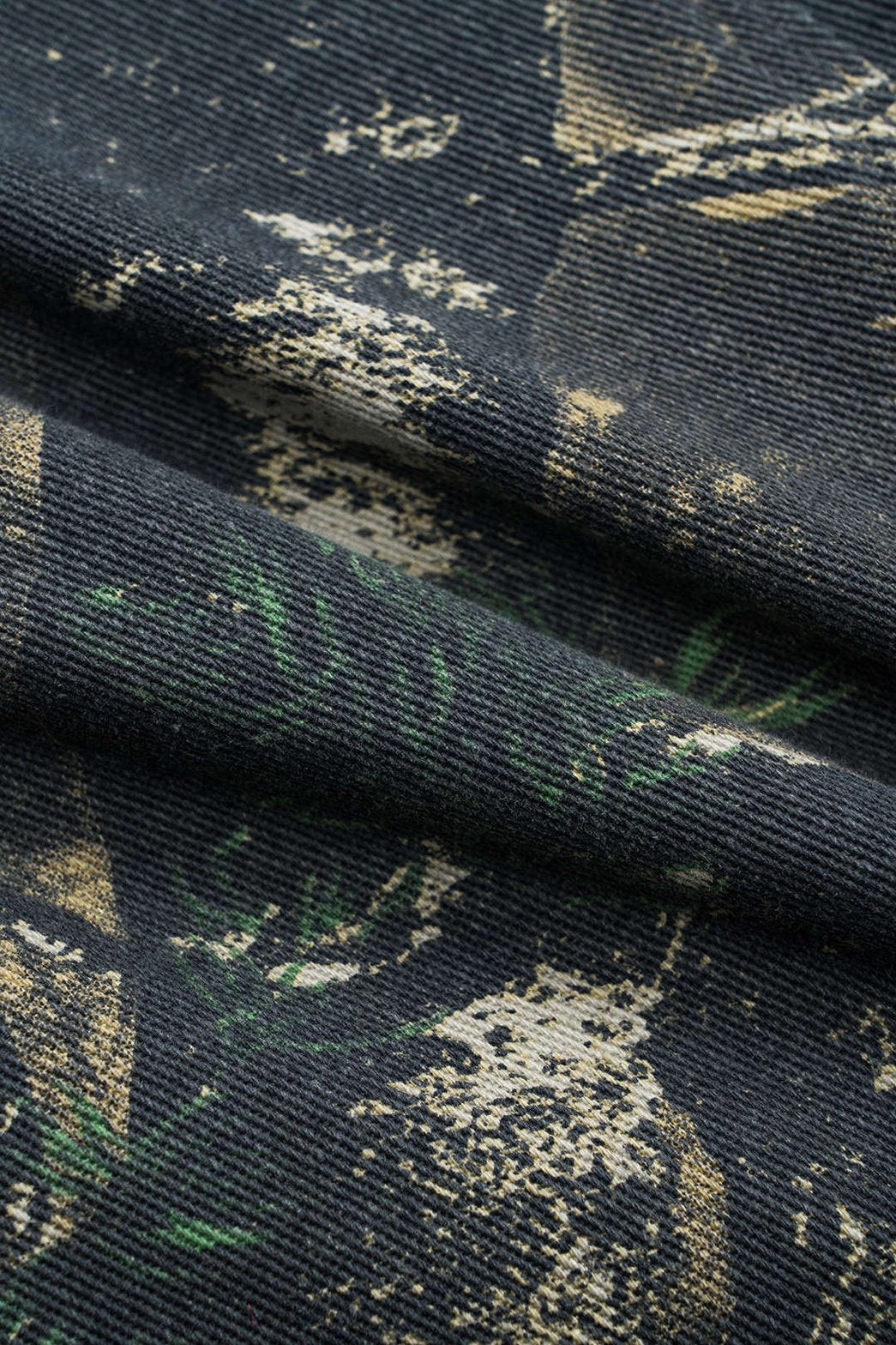 Pantalon large motif nature vue profil liberté