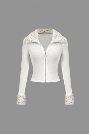 Pull blanc zippé avec col en fausse fourrure élégance