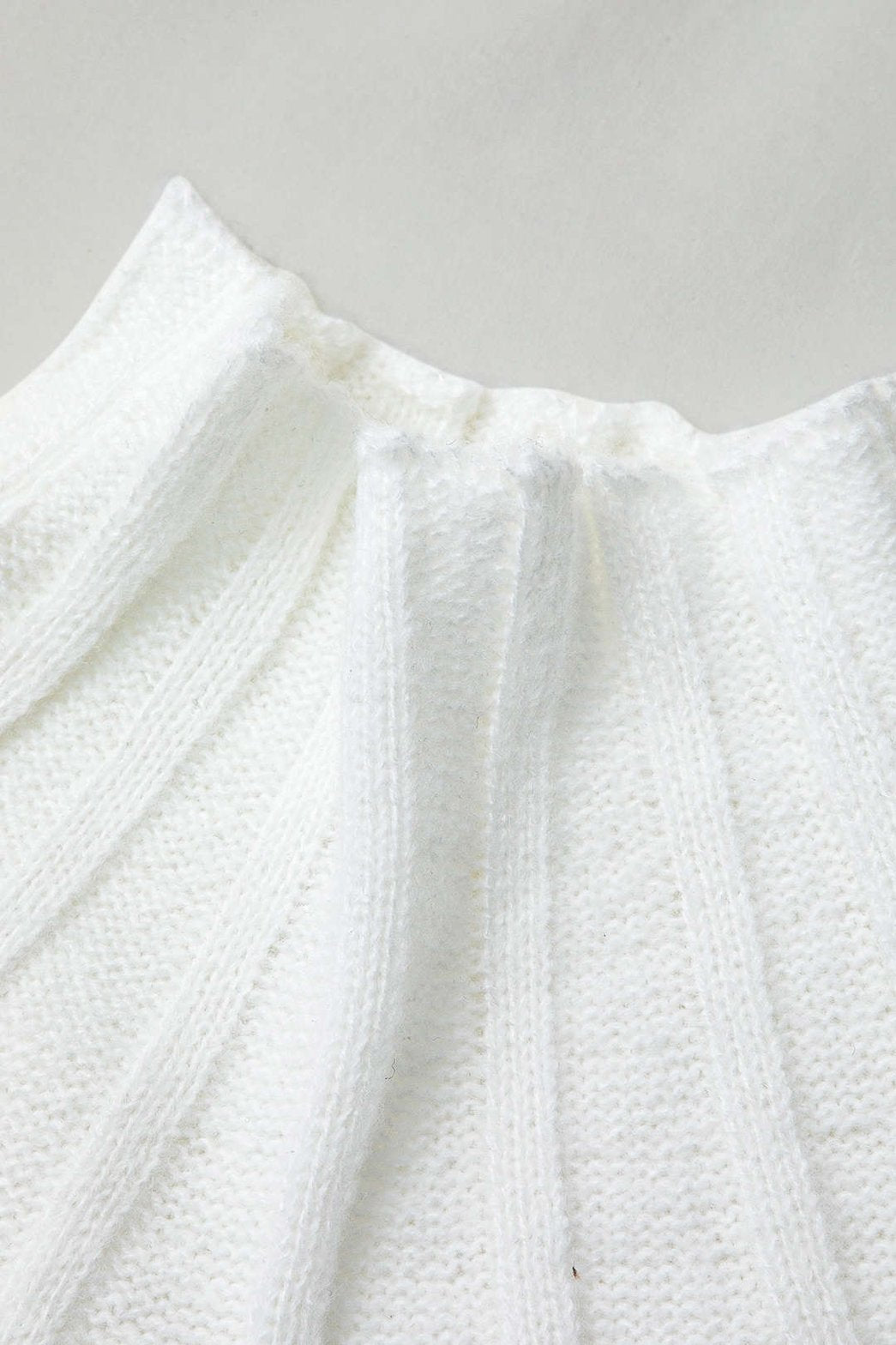 Pull blanc manches longues style