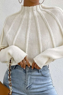 Pull blanc à col montant côtelé douceur