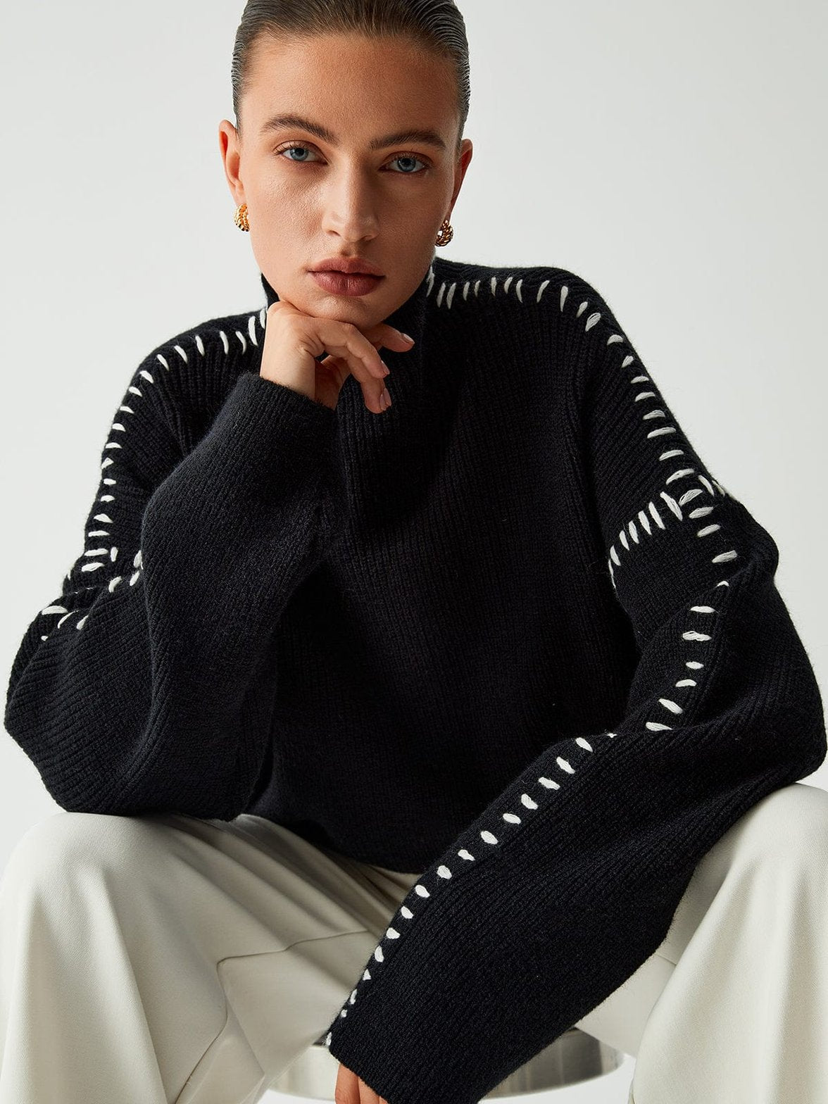 Pull Col Roulé Élégant en Tricot
