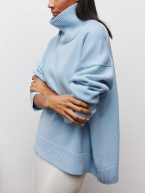 Pull col roulé femme vue de dos élégance