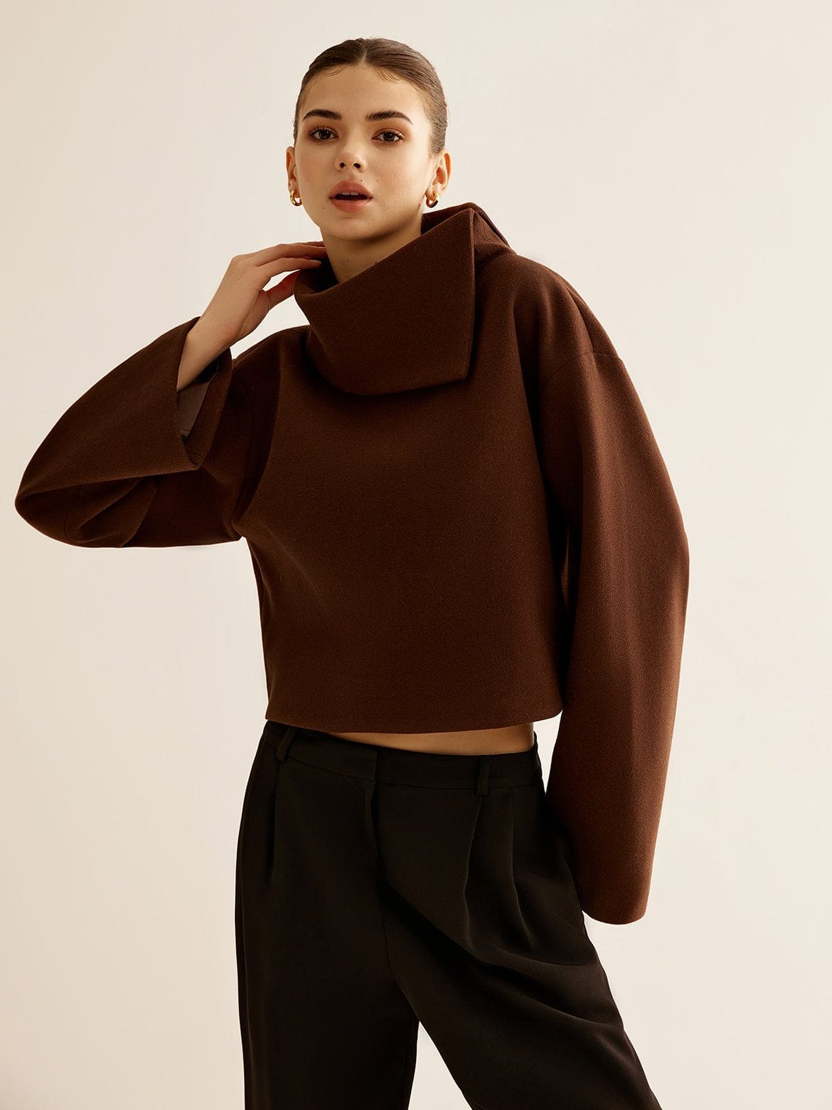 Pull tweed col roulé décontracté élégance