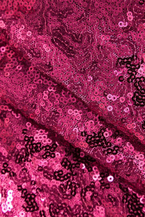 Robe de soirée courte à plumes roses luxe perle