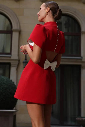 Robe courte vue ensemble pureté