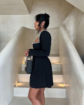 Mini robe noire détail perles cristal