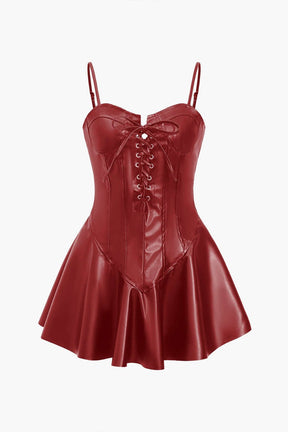 Robe style cuir avec jupe évasée cristal