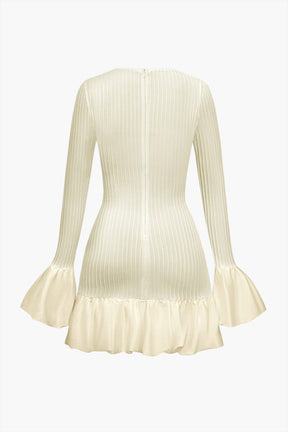 Robe blanche ajustée élégance