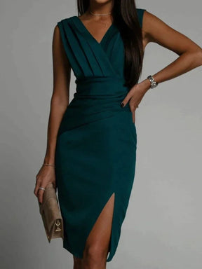 Robe de soirée verte avec décolleté en V cristal