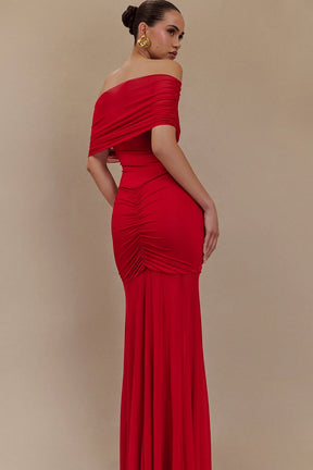 Robe longue plissée rouge glamour