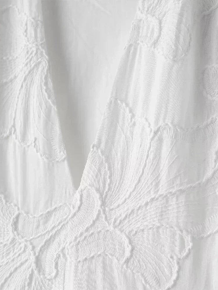 Robe élégante détail de la taille cristal