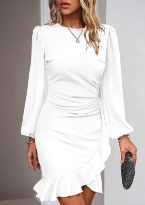 Robe féminine style moderne rubis