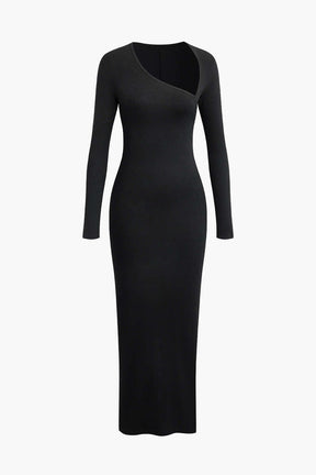 Robe longue asymétrique noire vue de dos lune