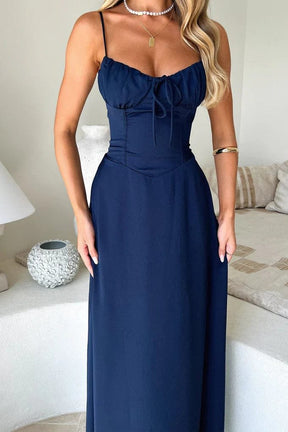 Robe longue marine à lacets détail dos vague