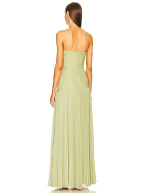 Robe longue plissée détail grâce