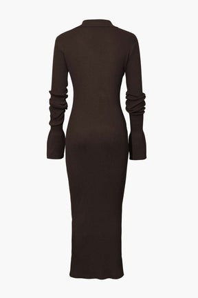 Robe Longue Côtelée Col Montant Élégante