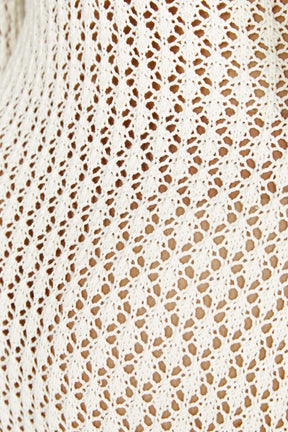 Robe longue blanche en crochet vue latérale arc