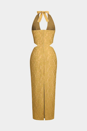 Robe longue en dentelle dorée vue de dos étoile