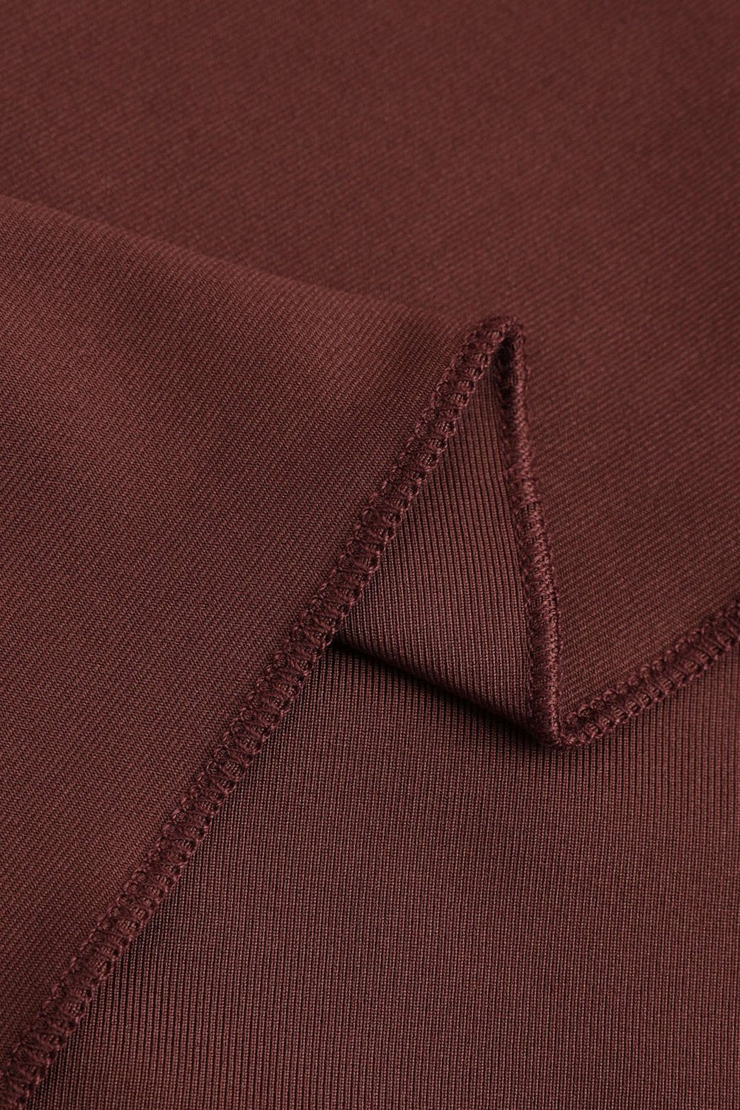 Robe longue dos nu vue de dos bordeaux étoile