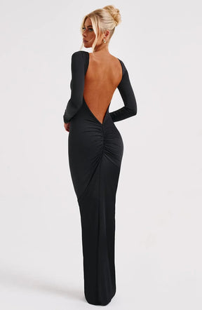 Robe longue noire dos nu perle
