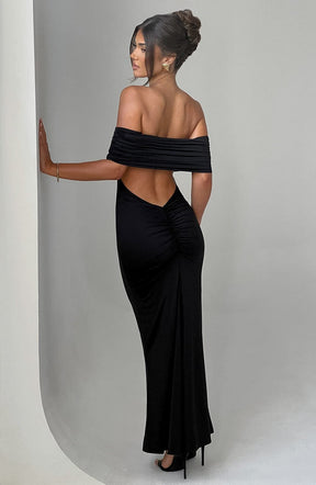 Robe longue noire vue latérale sérénité