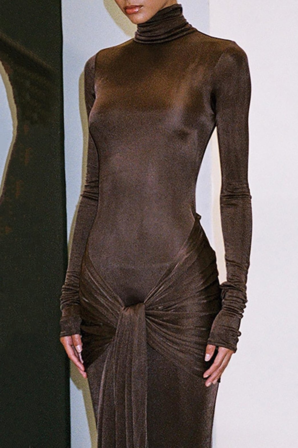 Robe Longue Drapée Col Roulé
