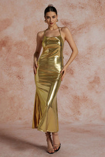 Robe longue dorée élégante perle