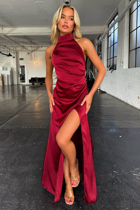 Robe longue bordeaux dos nu grâce