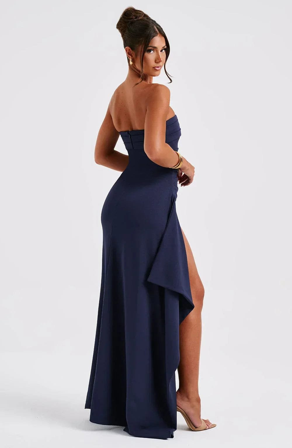Robe longue marine détail tissu légèreté