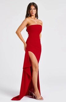 Robe longue rouge élégante passion