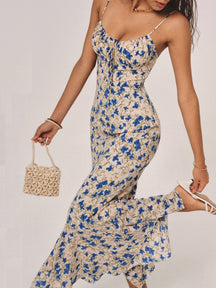 Robe longue fleurie bleue élégance