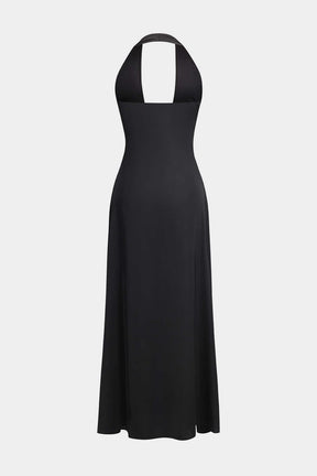 Robe longue dos nu noire vue de face soleil