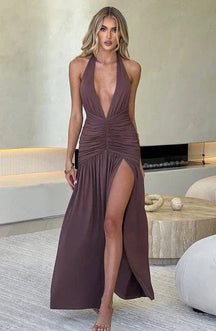 Robe longue chocolat vue détaillée style