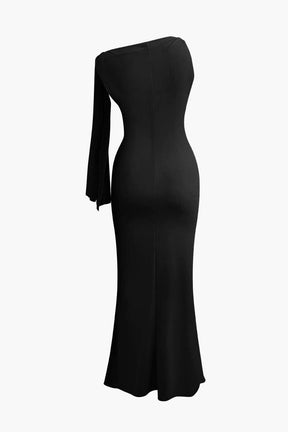 Robe Longue Élégante à Nœud Asymétrique