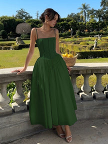 Robe midi blanche festivités joie