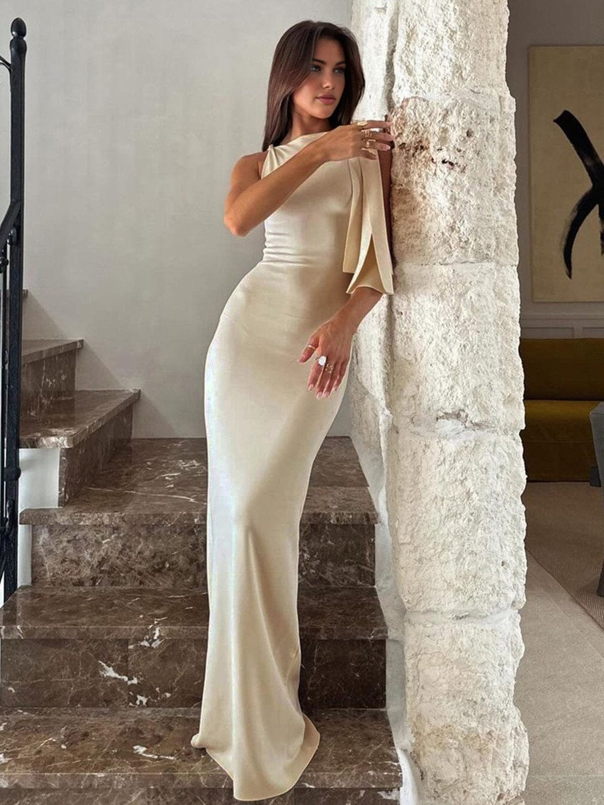 Robe moulante col droit crème douceur